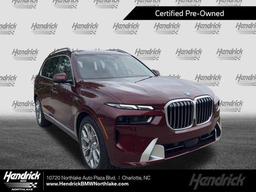 Aventurin Red Metallic 2025 BMW X7 xDrive40i