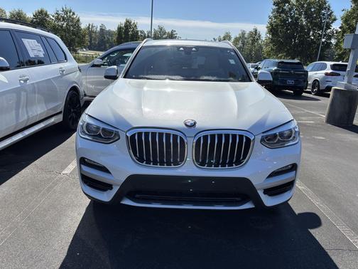 Mineral White Metallic 2021 BMW X3 sDrive30i