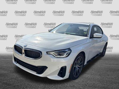 2023 BMW 230 i