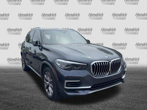 Arctic Grey Metallic 2022 BMW X5 sDrive40i