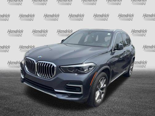 Arctic Grey Metallic 2022 BMW X5 sDrive40i