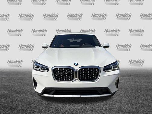 2025 BMW X4 xDrive30i