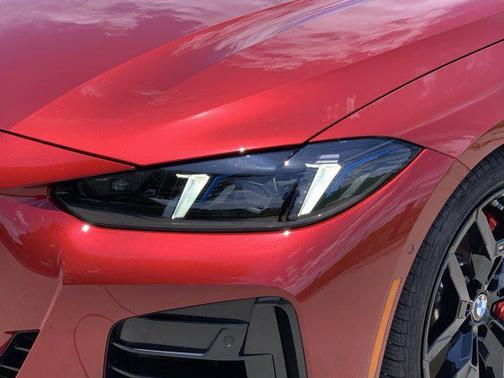 2025 BMW M440 i