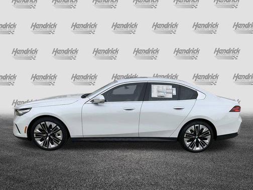 2024 BMW 530 i