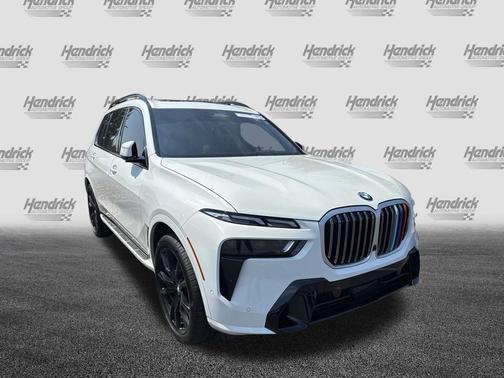 Alpine White 2024 BMW X7 xDrive40i
