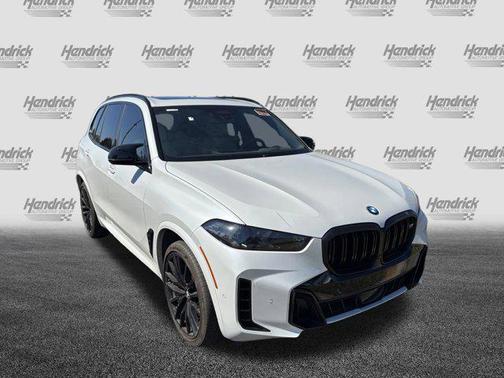 2024 BMW X5 M60i