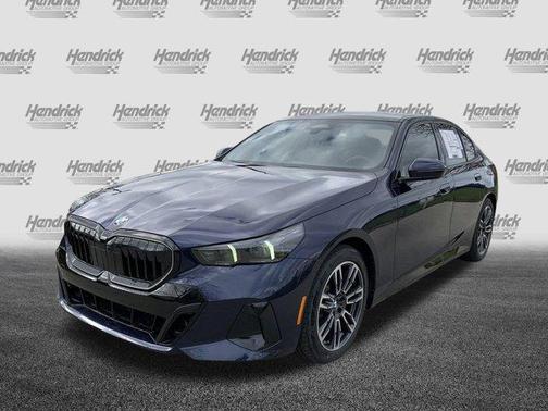 2025 BMW 530 i xDrive