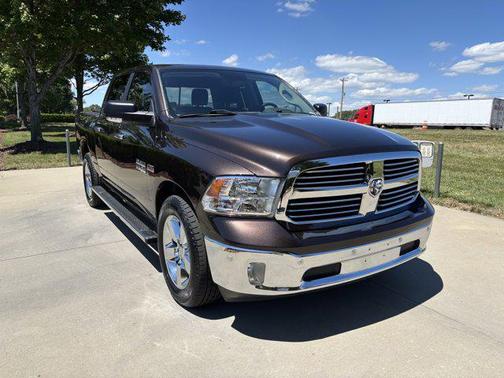 Luxury Brown Pearlcoat 2017 RAM 1500 Big Horn