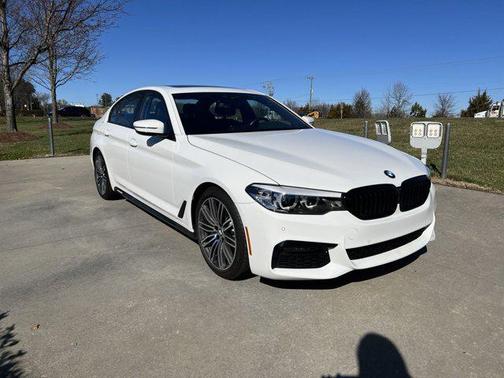 Alpine White 2019 BMW 530 530i