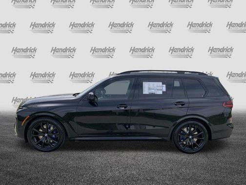 2025 BMW X7 M60i