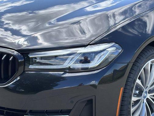 Black Sapphire Metallic 2023 BMW 530e Base