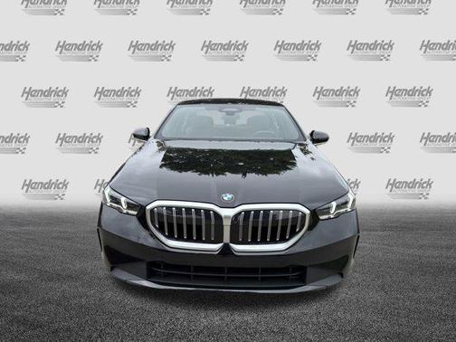 2024 BMW 530 i xDrive