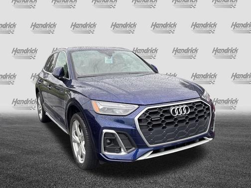 Navarra Blue Metallic 2022 Audi Q5 45 S line Premium Plus