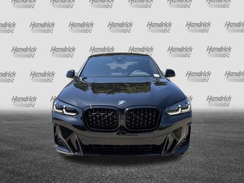 2025 BMW X4 xDrive30i