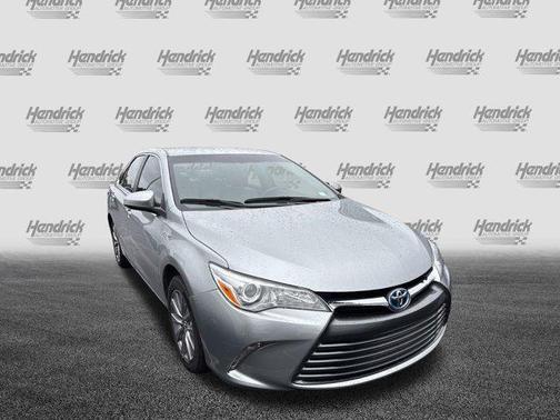 2017 Toyota Camry Hybrid XLE
