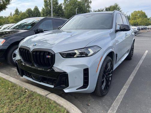 2024 BMW X5 M60i