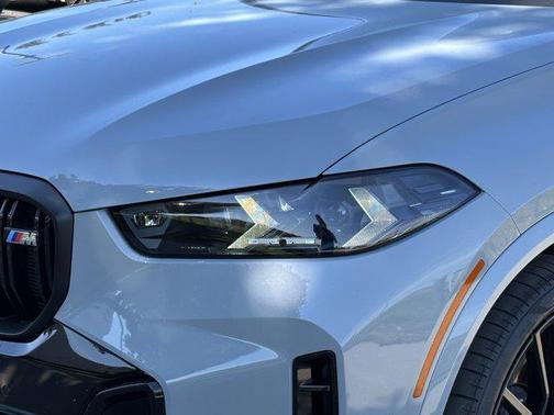 2024 BMW X5 M60i