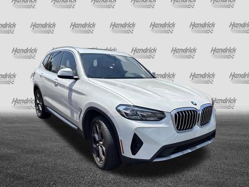 Mineral White Metallic 2024 BMW X3 sDrive30i