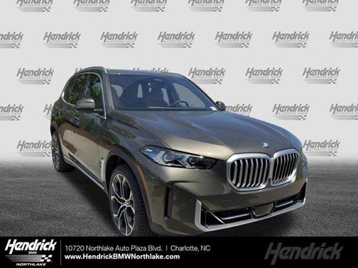 Manhattan Green Metallic 2026 BMW X5 xDrive40i
