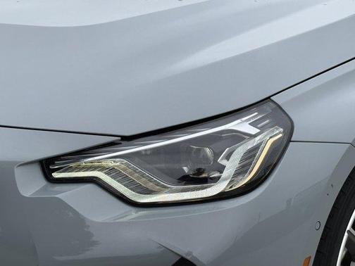 2024 BMW M240 i