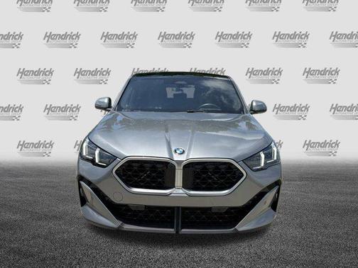 2025 BMW X2 xDrive28i