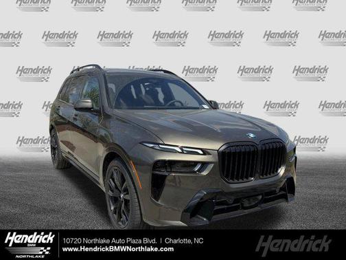 Manhattan Green Metallic 2026 BMW X7 xDrive40i