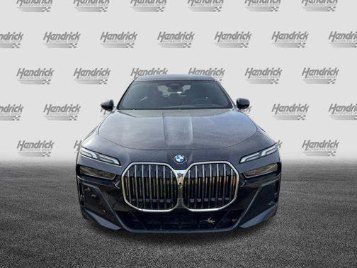 2023 BMW 740 i