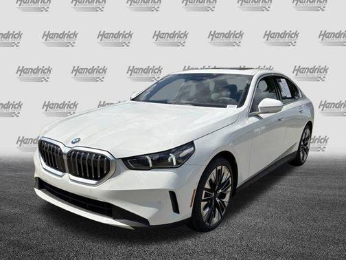 2025 BMW 540 i xDrive