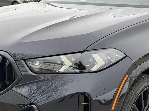 2025 BMW X6 xDrive40i