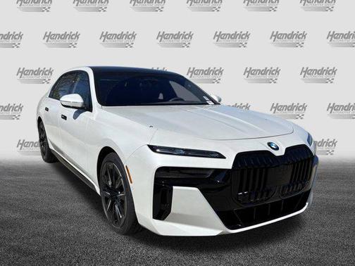 2023 BMW 760 i xDrive