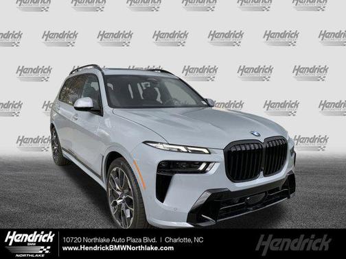 2025 BMW X7 xDrive40i