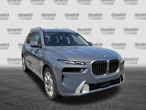 Sparkling Copper Metallic 2026 BMW X7 xDrive40i