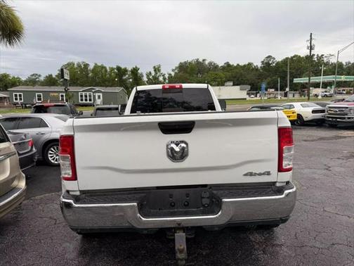 2019 RAM 3500 Tradesman Crew Cab 4x4 8' Box