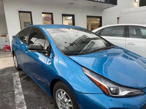 2022 Toyota Prius LE