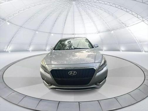 2016 Hyundai SONATA Hybrid SE