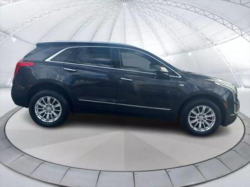 2017 Cadillac XT5 Base