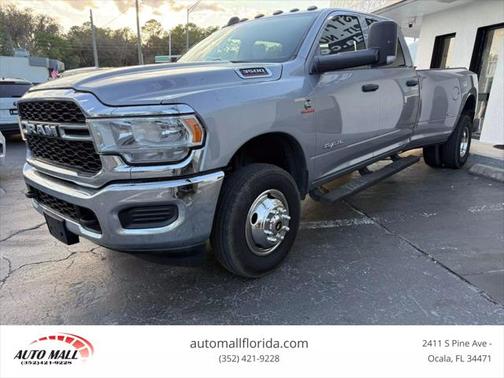 2022 RAM 3500 Tradesman Crew Cab 4x4 8' Box