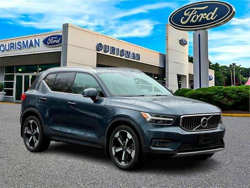 Denim Blue Metallic 2019 Volvo XC40 T5 INSCRIPTION