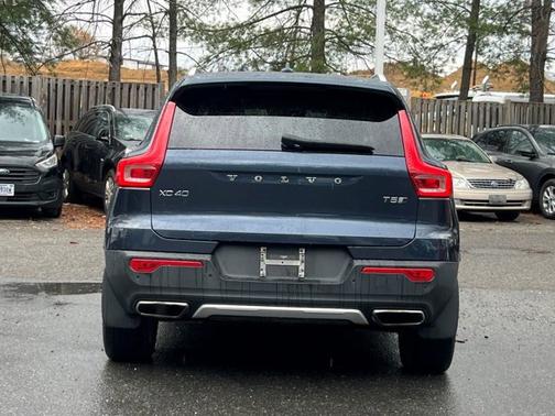 Denim Blue Metallic 2019 Volvo XC40 T5 INSCRIPTION