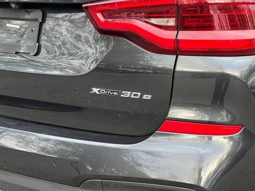 2021 BMW X3 XDRIVE30E