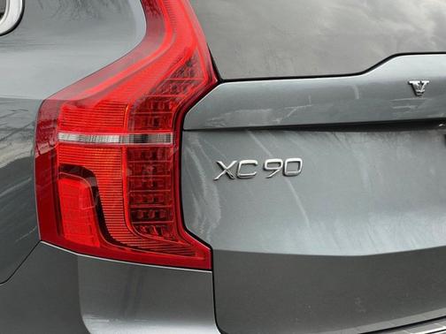 2019 Volvo XC90 T6 INSCRIPTION