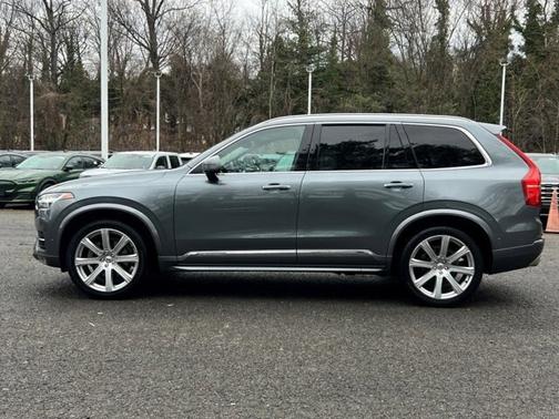 Gray Metallic 2019 Volvo XC90 T6 INSCRIPTION
