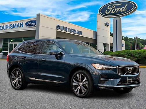 Denim Blue Metallic 2022 Volvo XC60 B6 INSCRIPTION