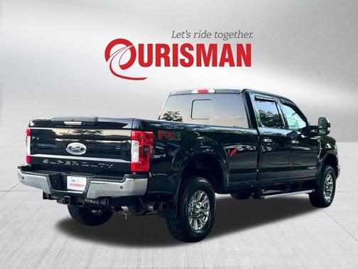 2017 Ford F-350 LARIAT SUPER DUTY