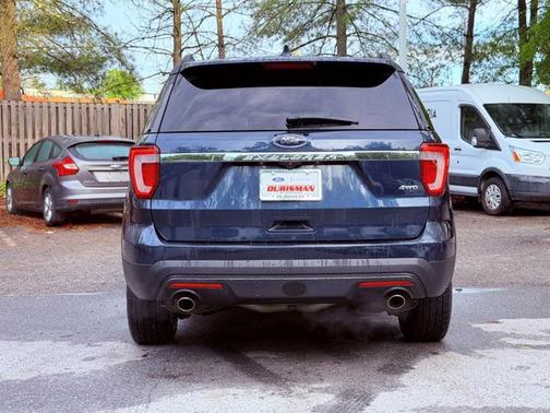BLUE JEANS METALLIC 2017 Ford Explorer BASE