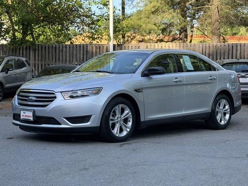 INGOT SILVER 2019 Ford Taurus SE