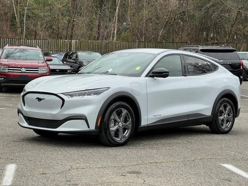 SPACE WHITE METALLIC 2023 Ford Mustang Mach-E SELECT