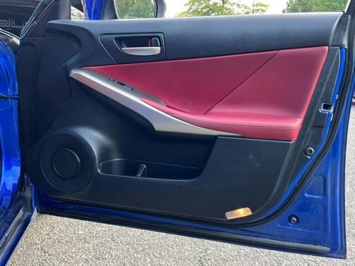 2017 Lexus IS 300 BASE