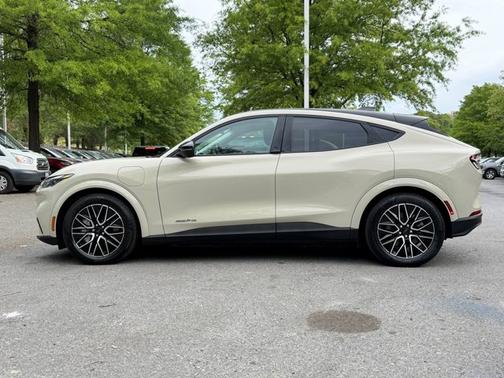 DESERT SAND 2025 Ford Mustang Mach-E PREMIUM