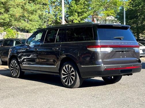 2024 Lincoln Navigator L RESERVE